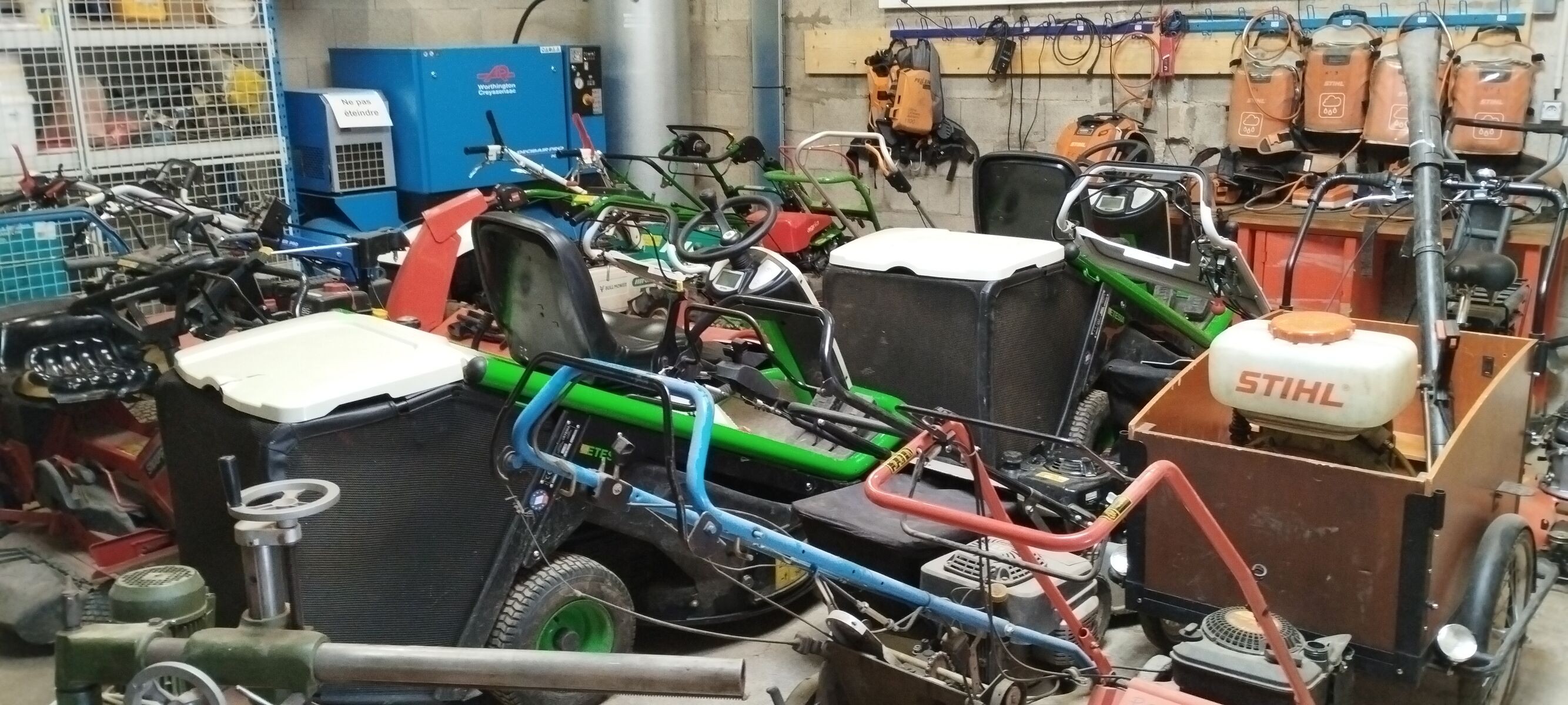 Tracteur-tondeuses et tondeuses